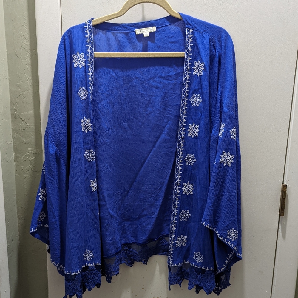 TCEC Boho Style open coverup Cardigan style Lace and Embroidery Blue white